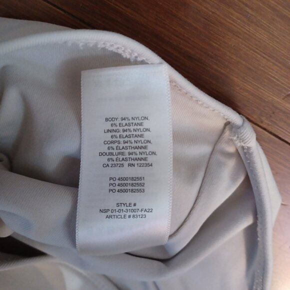 Babaton Contour off-shoulder bodysuit - Picture 10 of 14